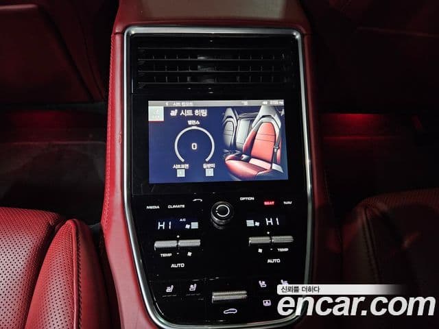 Porsche Panamera 2018 — Photo 9/20