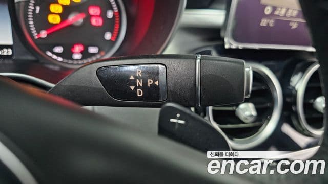 Mercedes-Benz C-Class 2018 — Фото 8/20