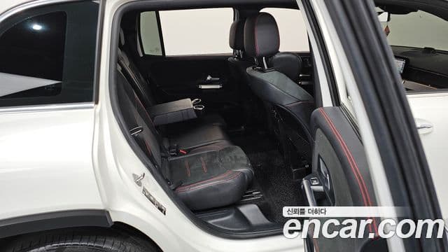 Mercedes-Benz GLB-Class 2021 — Şəkil 12/20