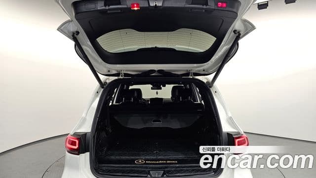 Mercedes-Benz GLB-Class 2021 — фото 20 из 20