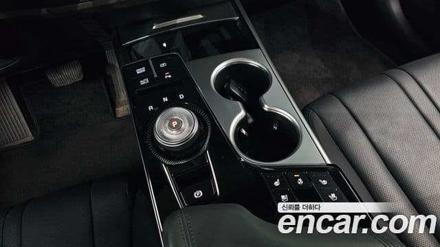 Kia K8 2022 — Şəkil 8/20
