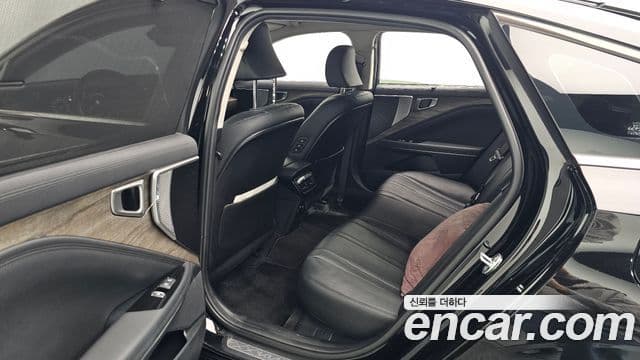 Kia K8 2022 — Şəkil 12/20