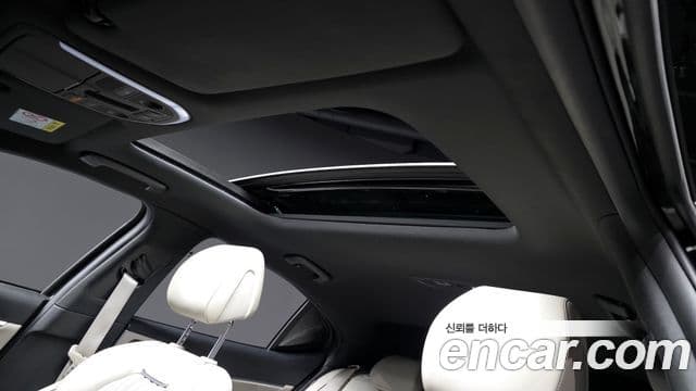 Genesis G70 2021 — ფოტო 19/20