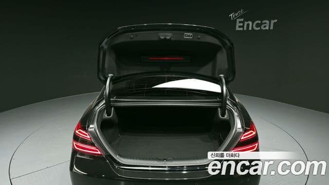 Genesis G70 2021 — ფოტო 20/20