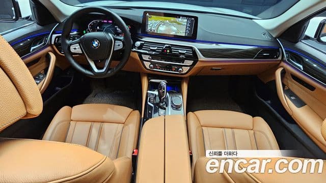 BMW 5 Series 2022 — фото 7 из 20