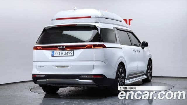 Kia Carnival 2021 — Photo 8/20