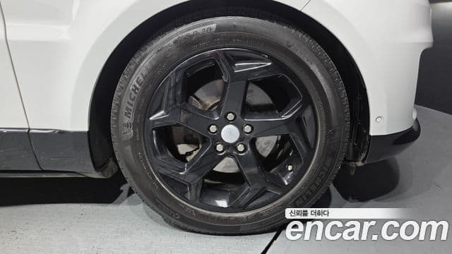 Land Rover Range Rover Sport 2018 — Şəkil 5/20