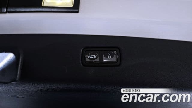 Genesis GV70 2023 — Şəkil 18/20