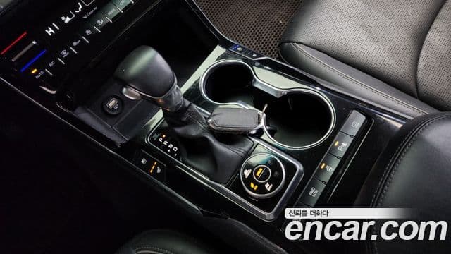 Kia Mohave The Master 2019 — фото 9 из 20