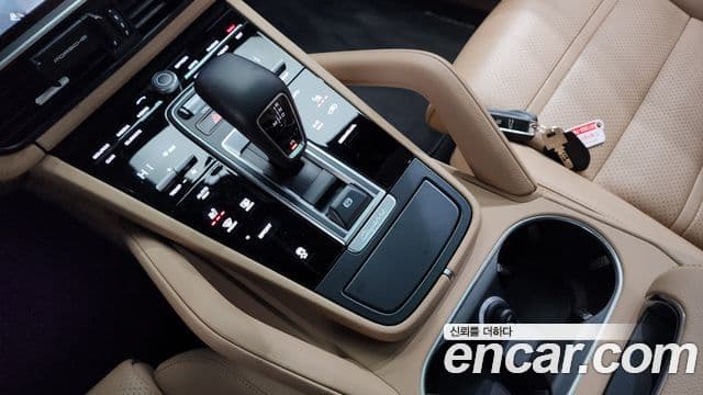Porsche Cayenne 2022 — Şəkil 9/20