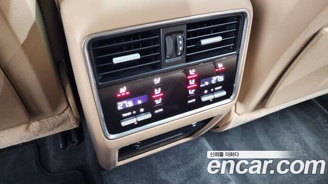 Porsche Cayenne 2022 — Şəkil 18/20
