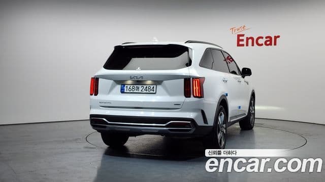 Kia Sorento 2023 — Фото 4/20