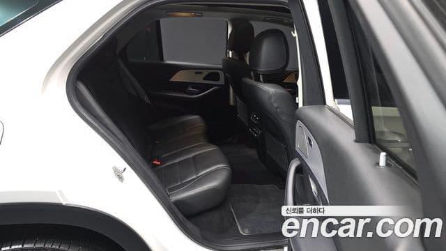 Mercedes-Benz GLE-Class 2020 — Photo 11/20
