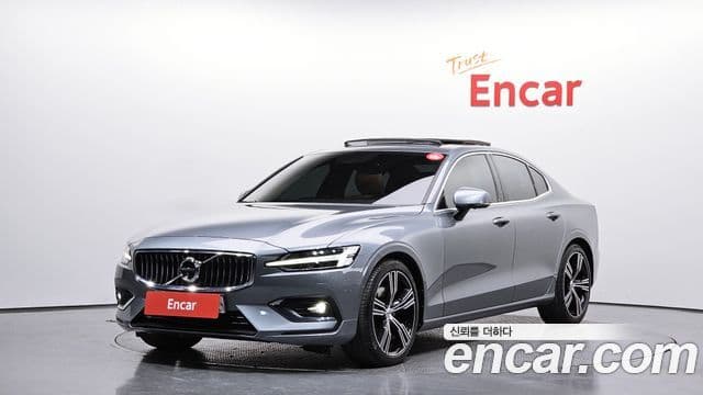 Volvo S60 2020 — ფოტო 6/20
