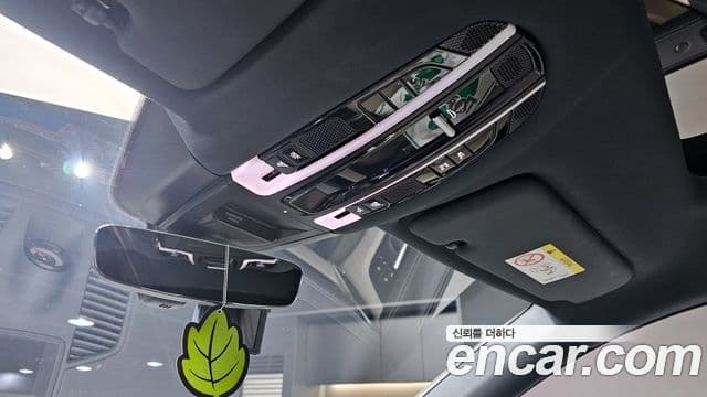 Porsche Cayenne 2021 — Photo 15/20
