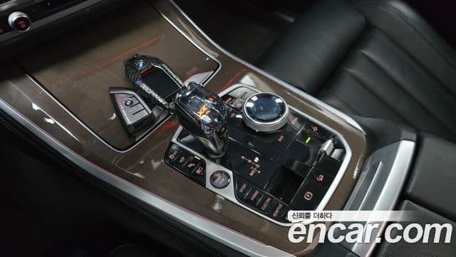 BMW X5 2021 — Photo 7/20