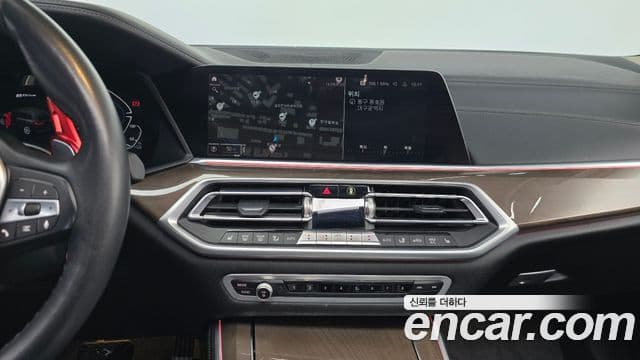 BMW X5 2021 — Photo 16/20