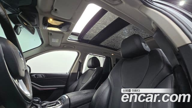 BMW X5 2021 — Photo 14/20