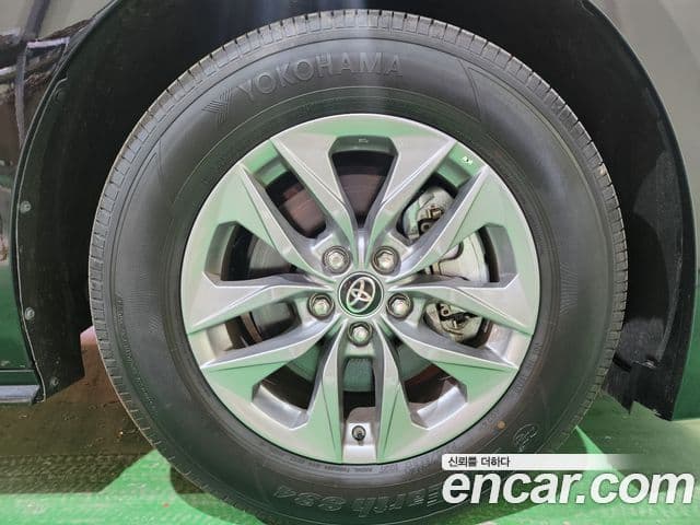 Toyota Sienna 2025 — ფოტო 12/18
