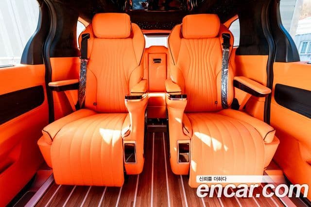 Toyota Sienna 2025 — фото 10 из 20