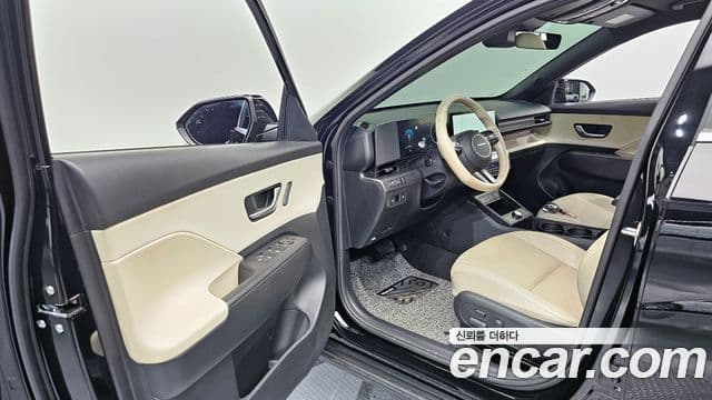 Hyundai Kona 2023 — Şəkil 10/20