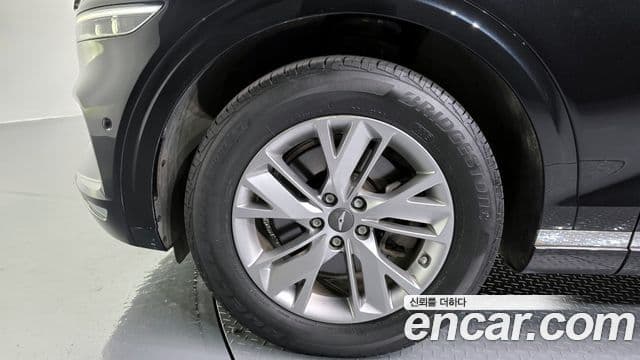 Genesis GV70 2024 — ფოტო 5/20