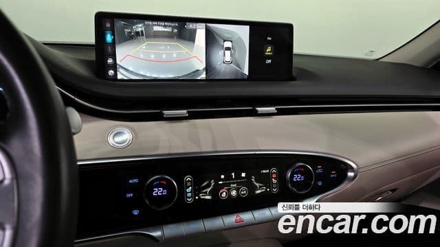 Genesis GV70 2024 — ფოტო 15/20