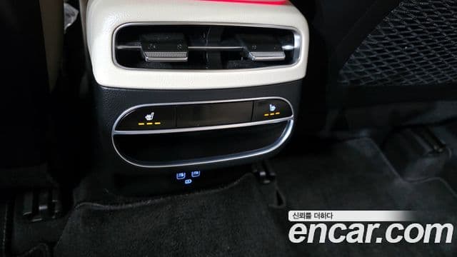 Genesis GV70 2024 — ფოტო 18/20