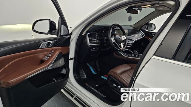 BMW X7 2022 — ფოტო 10/20