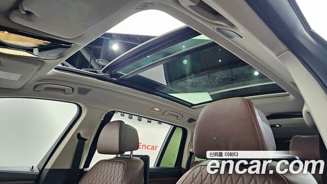BMW X7 2022 — ფოტო 18/20