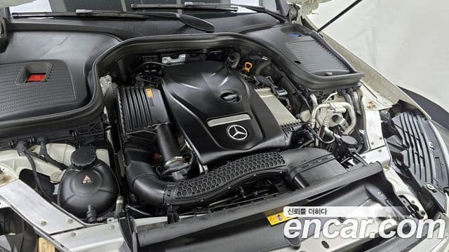 Mercedes-Benz GLC-Class 2019 — Şəkil 6/20