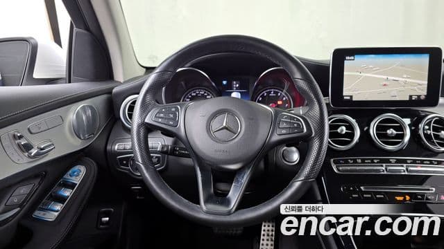 Mercedes-Benz GLC-Class 2019 — Şəkil 13/20