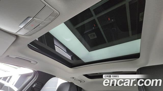 Mercedes-Benz GLC-Class 2019 — Şəkil 18/20