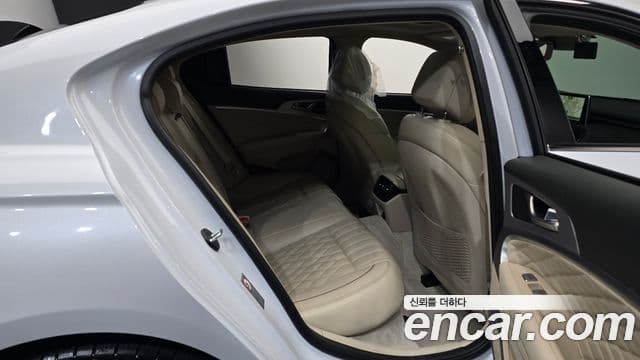 Genesis G70 2019 — Şəkil 12/20