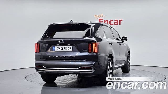Kia Sorento 2021 — ფოტო 4/20