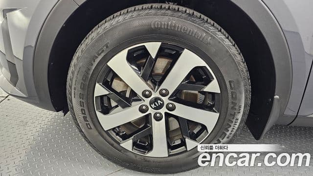 Kia Sorento 2021 — ფოტო 5/20