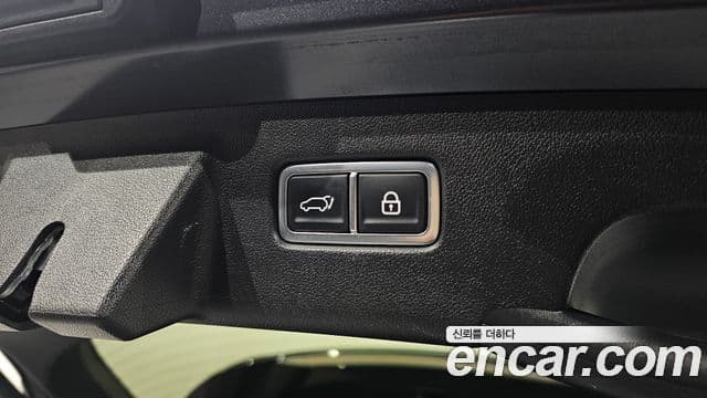 Kia Sorento 2021 — ფოტო 20/20
