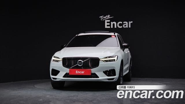 Volvo XC60 2020 — ფოტო 3/20