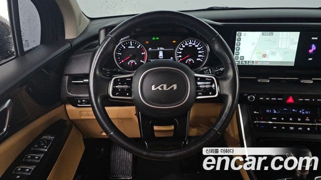 Kia Carnival 2022 — Photo 11/20
