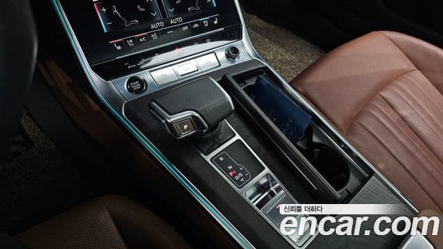 Audi A6 2021 — Şəkil 9/20