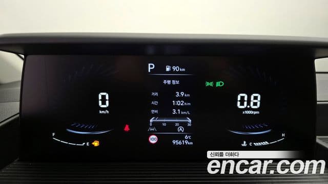 Hyundai Staria 2023 — Photo 11/20