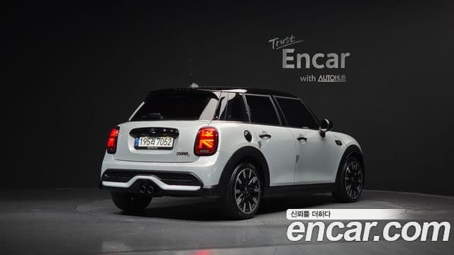 Mini Cooper S 2021 — ფოტო 2/20