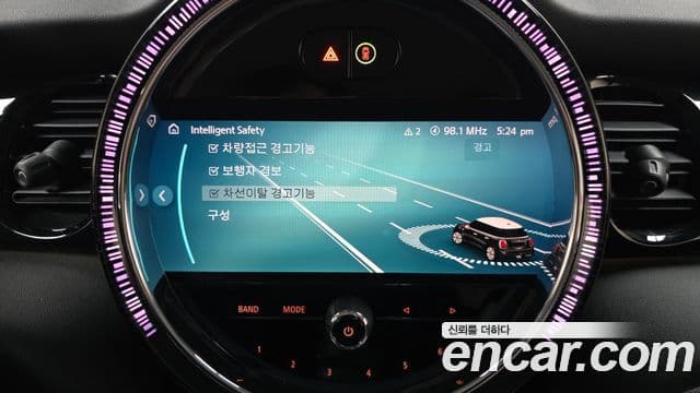 Mini Cooper S 2021 — ფოტო 16/20