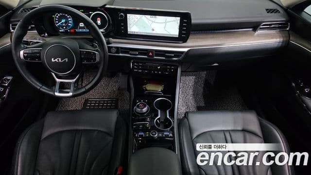 Kia K5 2021 — ფოტო 7/20
