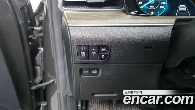 Kia K5 2021 — ფოტო 12/20