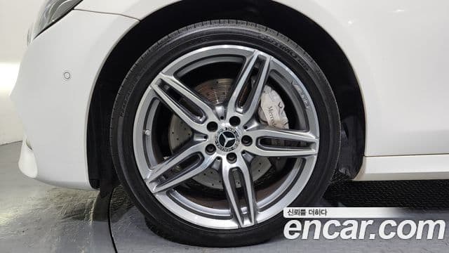 Mercedes-Benz E-Class 2018 — Şəkil 5/20