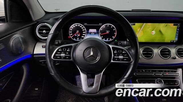 Mercedes-Benz E-Class 2018 — Şəkil 13/20