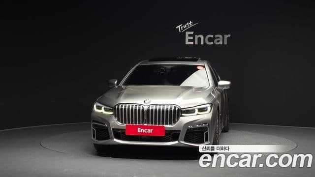 BMW 7 Series 2019 — Фото 3/20