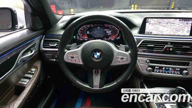 BMW 7 Series 2019 — Фото 13/20