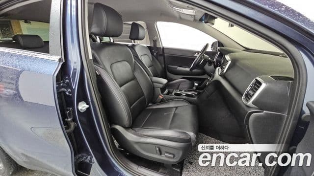 Kia Sportage The Bold 2020 — ფოტო 11/20